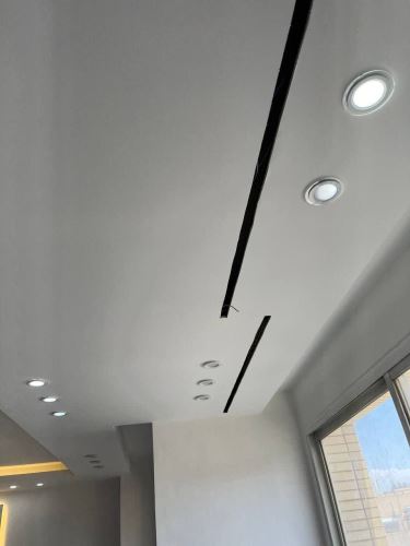 نقاش ساختمان و بازسازی