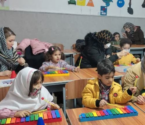 بهترین آموزشگاه موسیقی کودک در قزوین