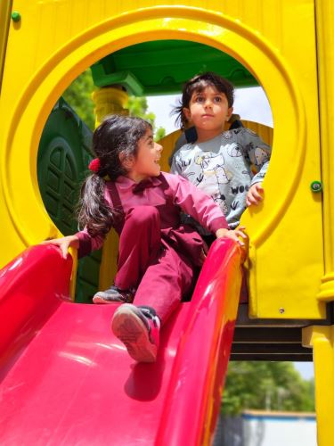 پیش دبستانی باغ جواهر