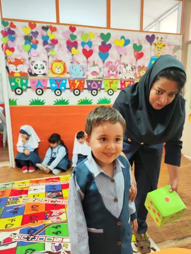 پیش دبستانی باغ جواهر