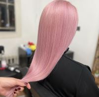 دکلره کامل مو به همراه رنگ جذاب فانتزی