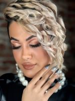 میکاپ سالن زیبایی محدثه رستمی