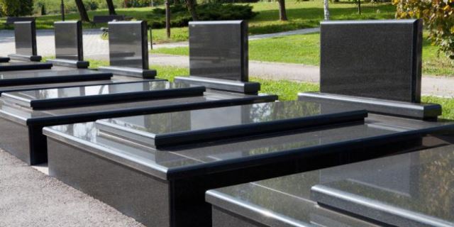 قوانین قبرستان مربوطه