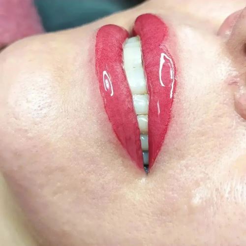 آرایش دائم صورت و بدن در اصفهان