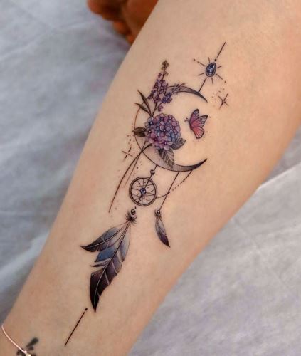 تاتو کار حرفه ای بدن در اصفهان