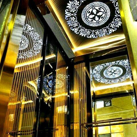 کابین آسانسور پیشرومدرن