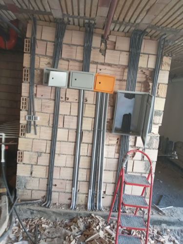 برقکار ساختمان کرج