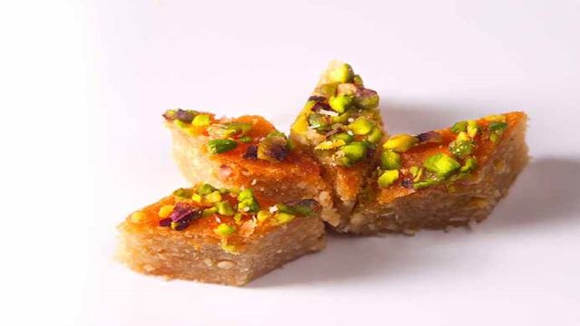 شیرینی سنتی در یزد و میبد