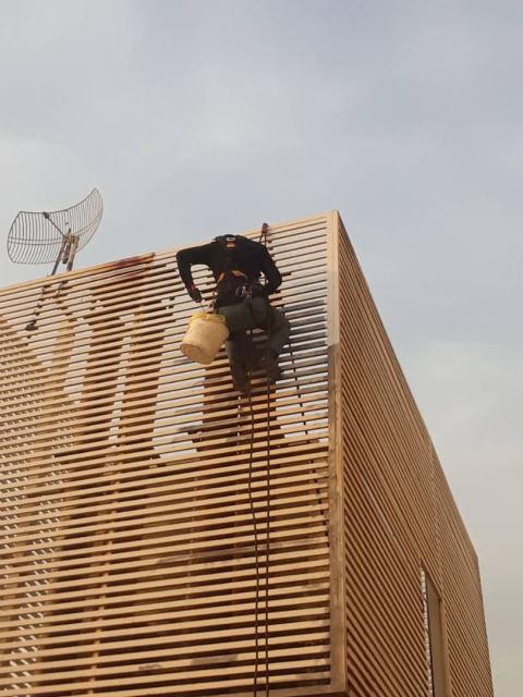 نورپردازى نماى ساختمان در كرج