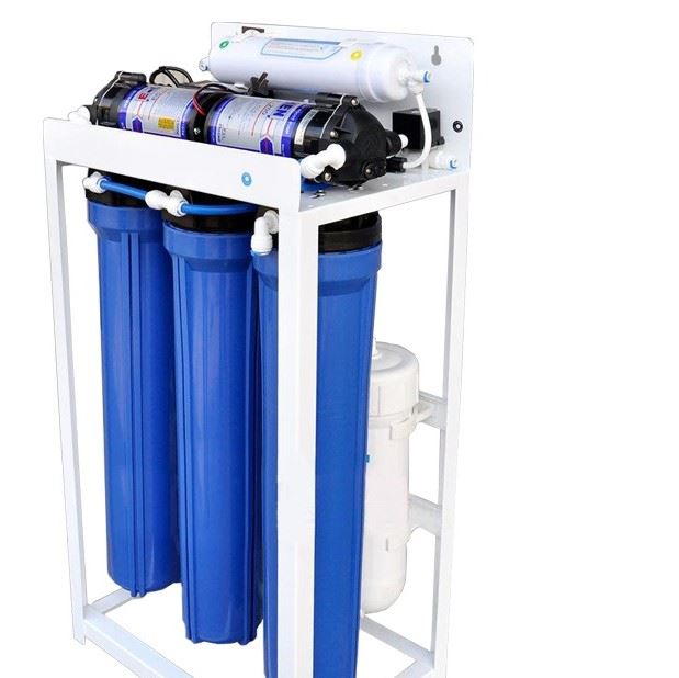 بهترین دستگاه تصفیه آب در اردکان و میبد