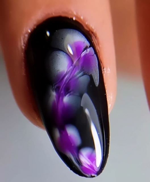 انجام خدمات کاشت ناخن در شیراز