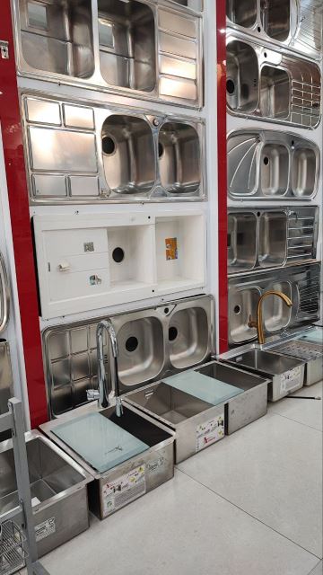 کلینیک ساختمانی در بروجن