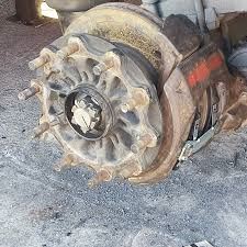 خدمات چرخ کالیپر و آهنگری تریلی