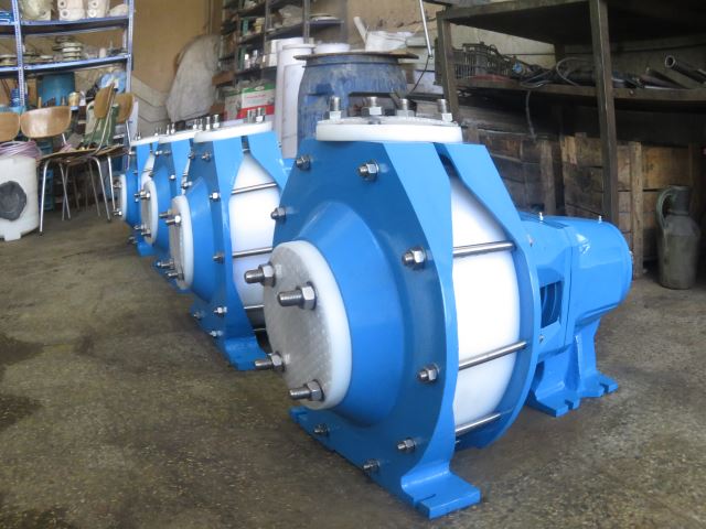 خرید پمپ ضد اسید در اصفهان