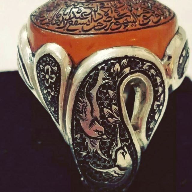 مرکز تشخیص سنگ قیمتی 