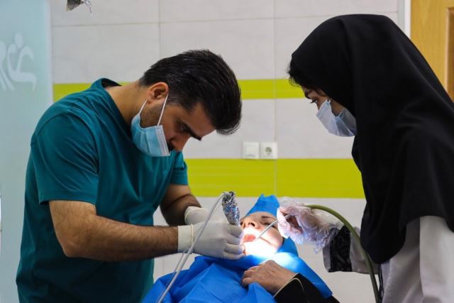 بهترین مرکز دندان پزشکی در اصفهان 