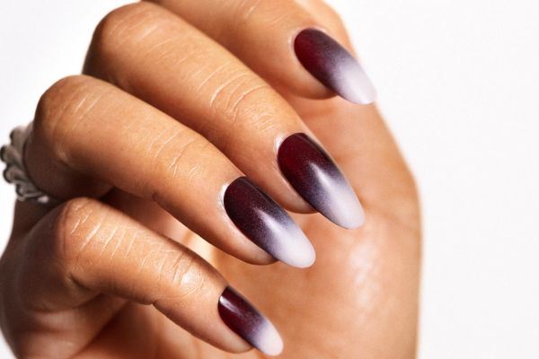 کاشت و ترمیم ناخن در تهران