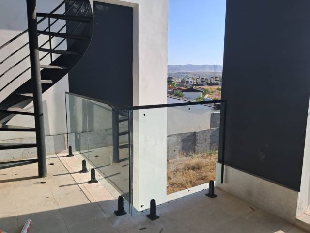 خرید و فروش و تولید انواع درب اتوماتیک در تهران