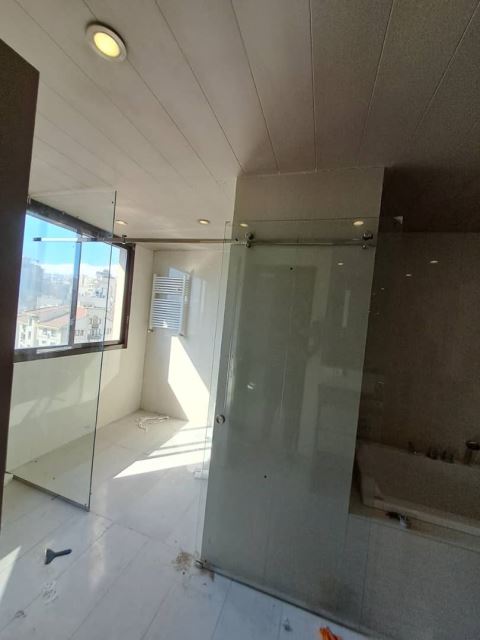 اجرای کرتین وال و نمای شیشه ای ساختمان