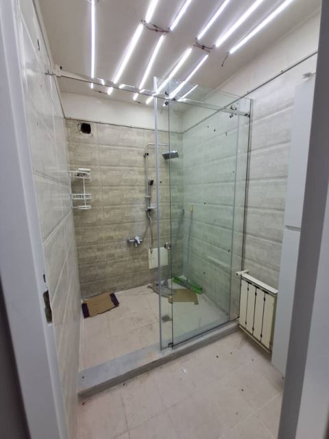 اجرای کرتین وال و نمای شیشه ای ساختمان در تهران