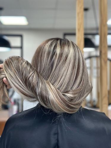 آموزش رنگ مو در کرج