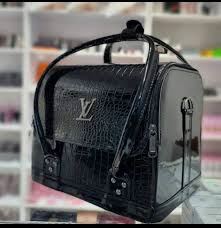 فروشگاه ناخن ومژه فاتحی