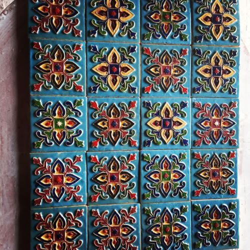 کاشی هفت رنگ وسنتی اصفهان