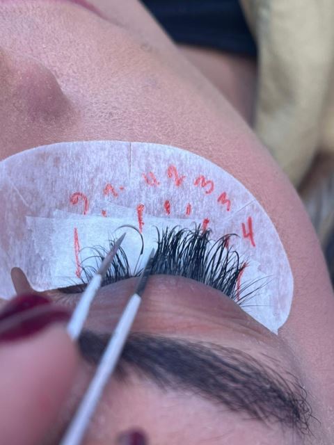 بهترین مژه کار در شرق تهران 