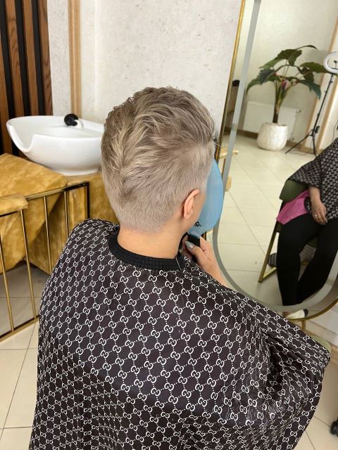 بهترین ارایشگاه زنانه در گرمدره 