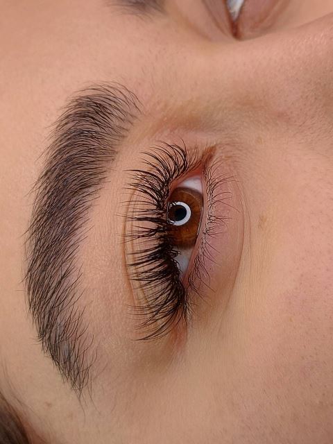 بهترین سالن زیبایی گرمدره 