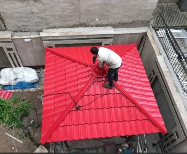 سقف شیروانی در بومهن