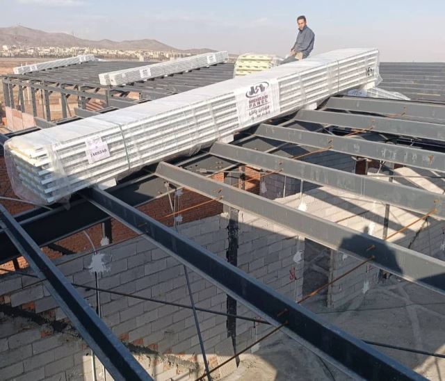 سقف شیروانی در بومهن