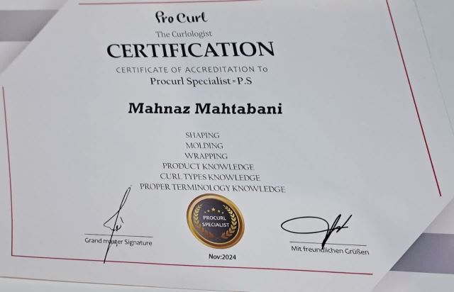 بهترین آموزشگاه زیبایی در قروه آموزشگاه زیبایی ترنگ