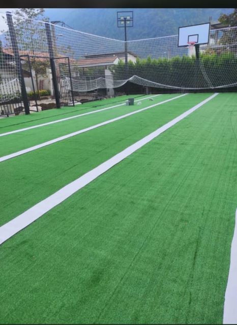 چمن مصنوعی با کیفیت