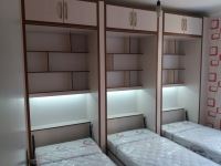 تخت در شمال تهران