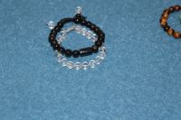 دستبند عقیق مشکی و کوارتز سنگارنگ