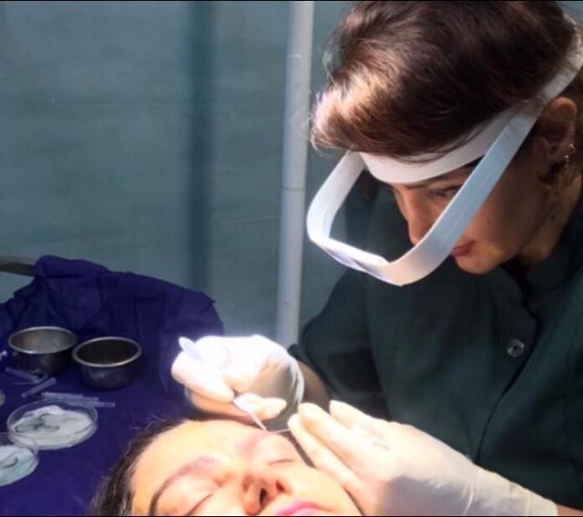 بهترین مرکز تخصصی کاشت ابرو در شیراز 