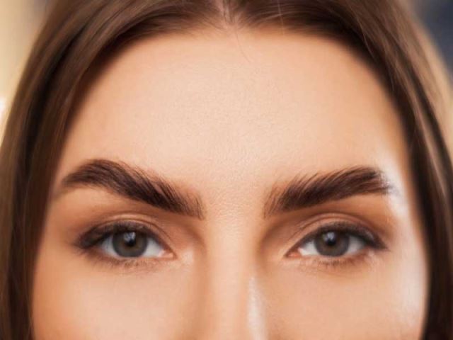 کلینیک کاشت ابرو در شیراز