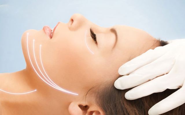 بهترین سالن آرایشی در میبد 