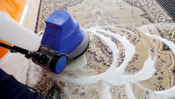 قالیشویی در اتشگاه اصفهان