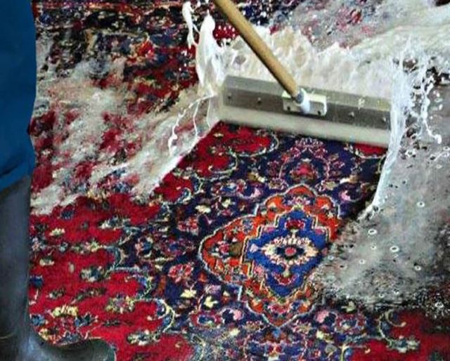 قالیشویی در اتشگاه