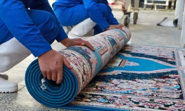 قالیشویی در آتشگاه 
