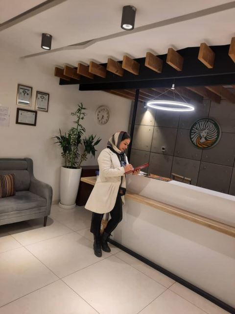 کاشت مو و ابرو تضمینی در غرب تهران 