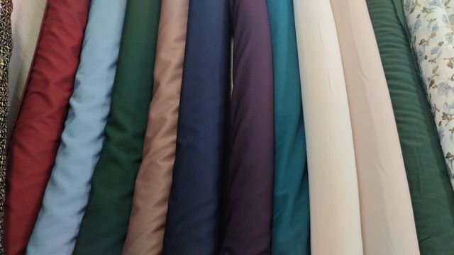 پارچه سرا در میبد 