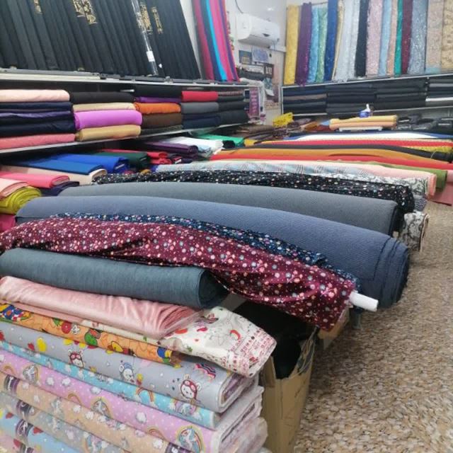 پارچه سرا در میبد 