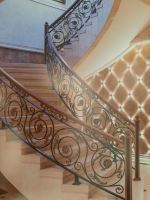 نقاشى ساختمان در قائم شهر