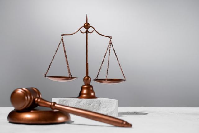 بهترین دکترین وکیل عباسبور 