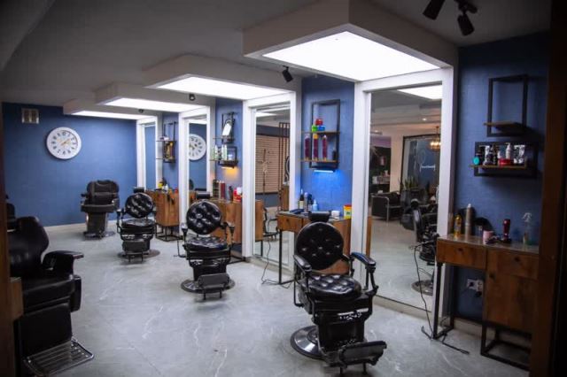 آرایشگاه مردانه آلاس