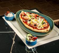 هتل رستوران قلعه وزیر میبد