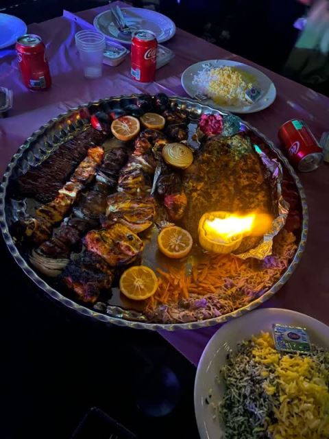 باغ رستوران محلات